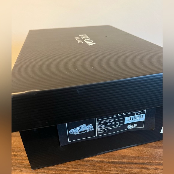 Paillettes Wheel Lug-Sole Platform Sneakers - Picture 5 of 5